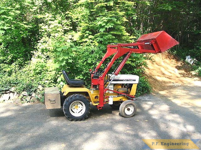 Mike P. from Schwenksville, PA built this front end loader for his Cub Cadet 149 garden tractor | Cub Cadet 149 garden tractor front end loader_2