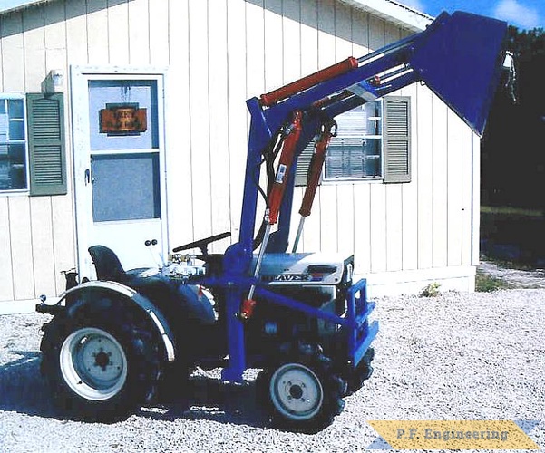Lee V. from Carabelle, FL built this front end loader for his Satoh Beaver S-370D compact tractor, nice work Lee! | Satoh Beaver S-370D compact tractor loader_2