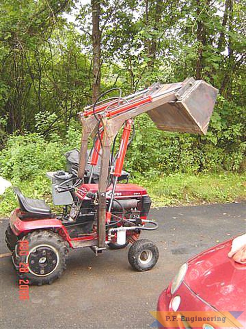 John B. from Essex, MA built this loader for his Wheel Horse 310-8 garden tractor | Wheel Horse 310-8 garden tractor loader_2