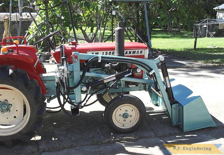 Mike W. in Whiteside, Queensland Australia built this loader for his Yanmar YM1500 compact tractor | Yanmar YM1500 compact tractor loader_1