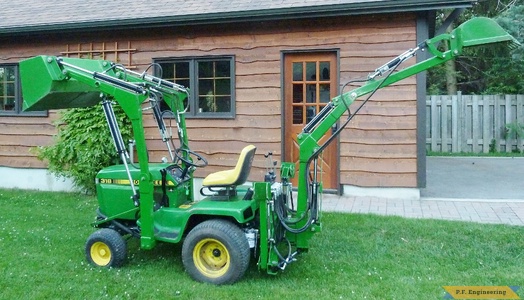 John Deere 318 Micro Hoe Loader side view by Walter K., Pointe Claire, Quebec, CN
