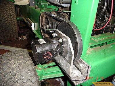 John Deere 112 Garden Tractor Loader_2