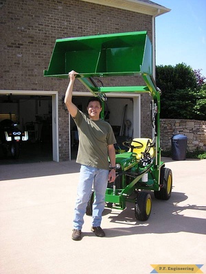 John Deere 140H3 garden tractor loader_2