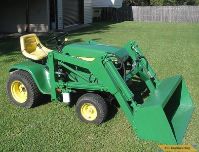 John Deere 210 Garden Tractor Loader_4