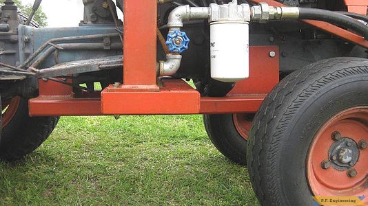 Kubota B6100E compact tractor loader_2