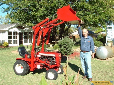 Wheel Horse 16 HP garden tractor loader_1