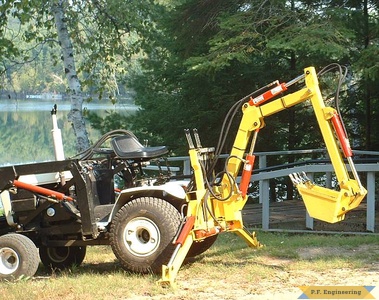 Bolens HT-23 garden tractor Micro Hoe_2